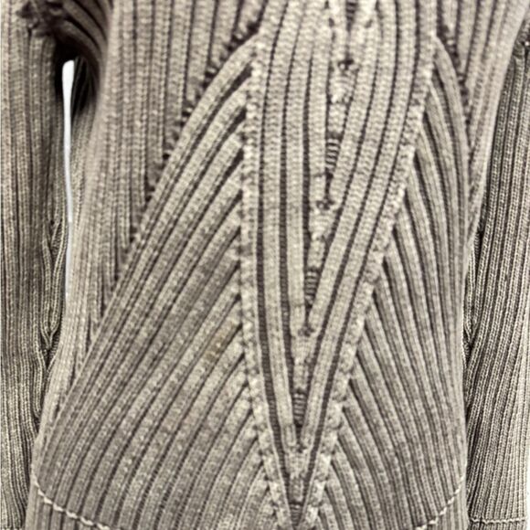 💎 Jeanne Pierre Turtleneck Knit Sweater Brown - Picture 5 of 8